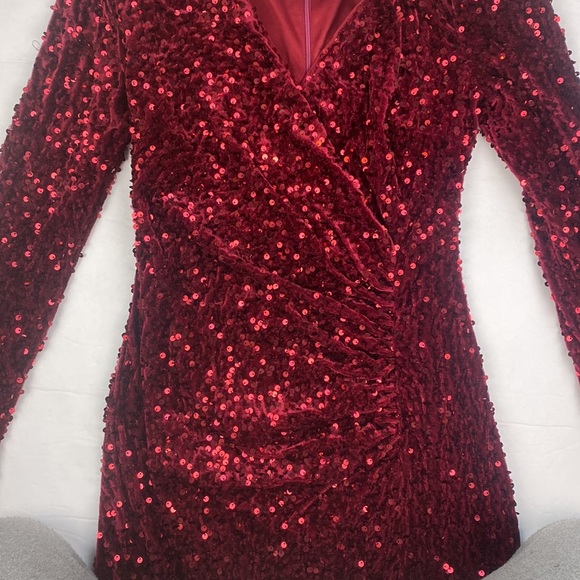 Women velvet gown - Picture 3 of 8